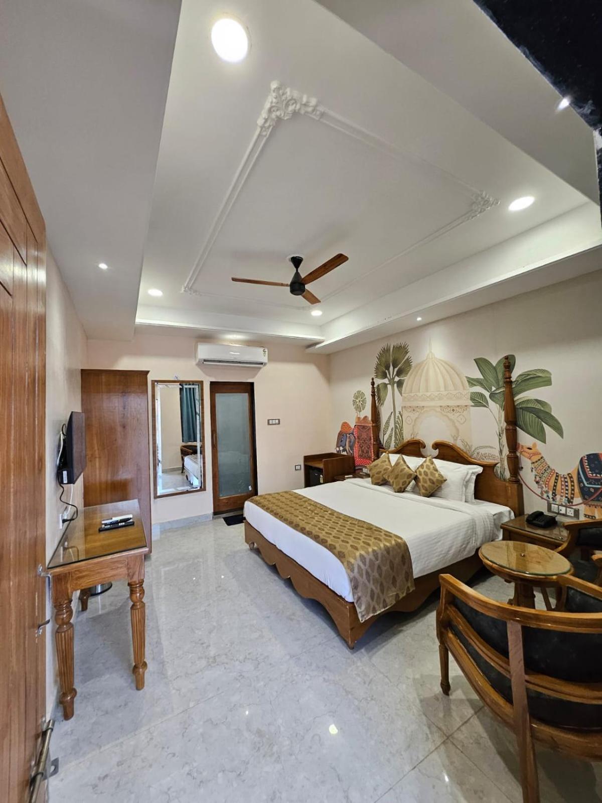 The Mewar Palace And Resort Shivpuri  Exterior photo